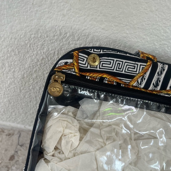 Oscar de la Renta Black and White Cosmetic Bag with Geometric Design - Picture 6 of 8